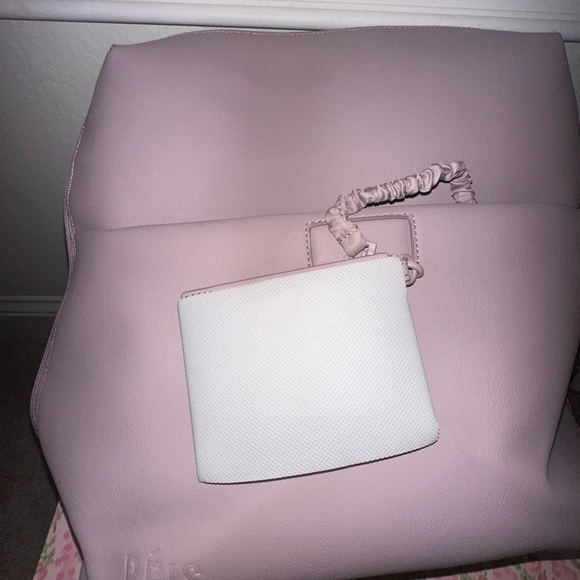 Béis The Wicked Backpack in Wicked Pink - Picture 6 of 16